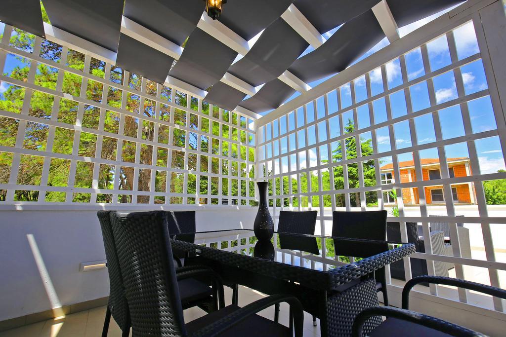 Deluxe Mkc Apartments Zadar Exterior foto