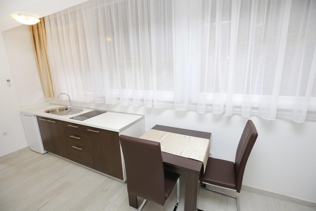Deluxe Mkc Apartments Zadar Exterior foto