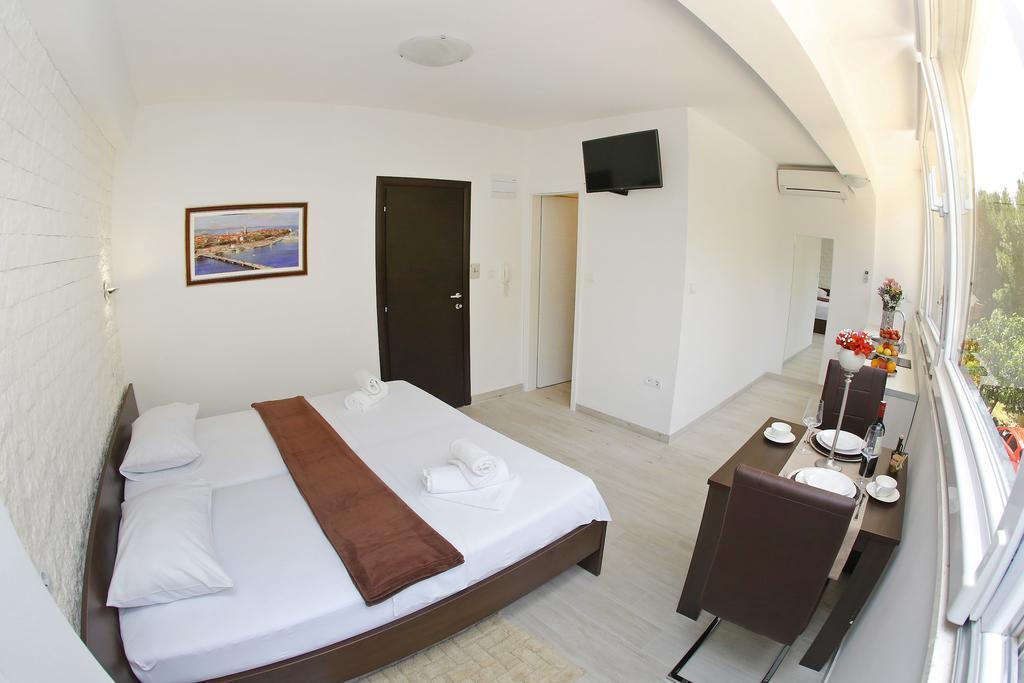 Deluxe Mkc Apartments Zadar Exterior foto