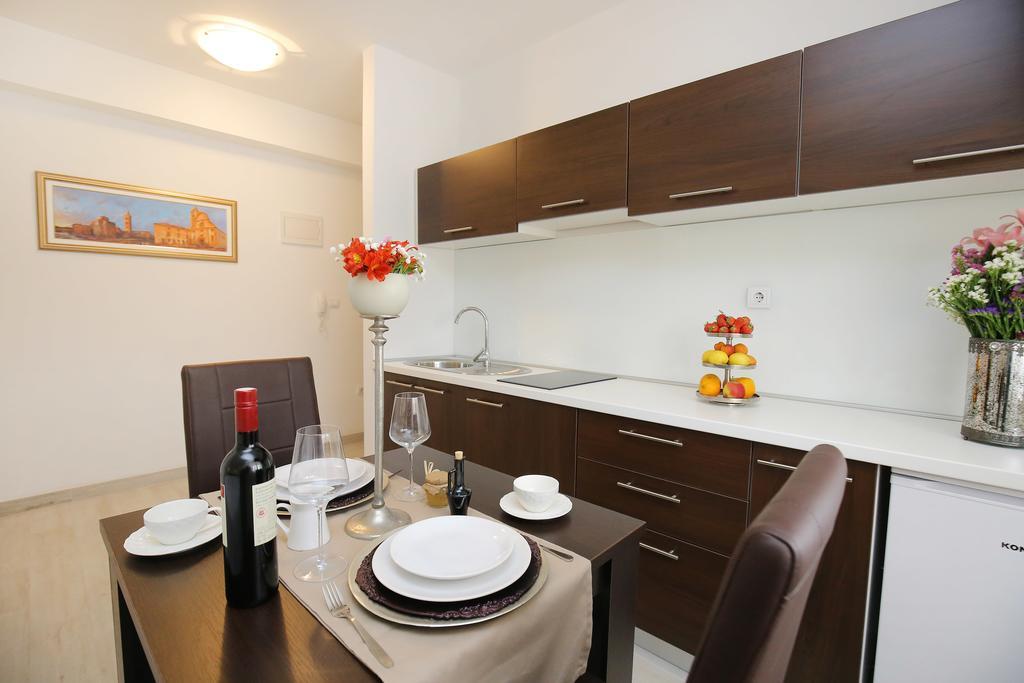 Deluxe Mkc Apartments Zadar Exterior foto
