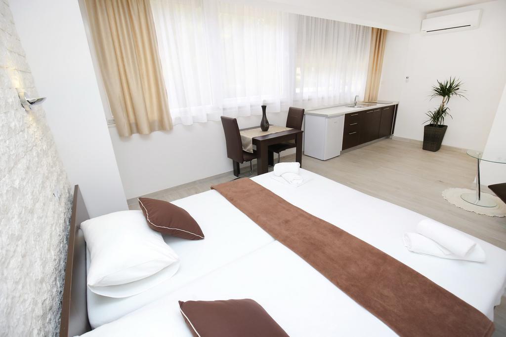 Deluxe Mkc Apartments Zadar Exterior foto