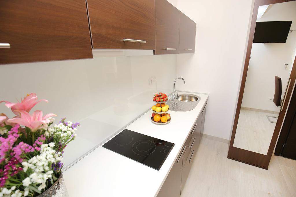 Deluxe Mkc Apartments Zadar Exterior foto