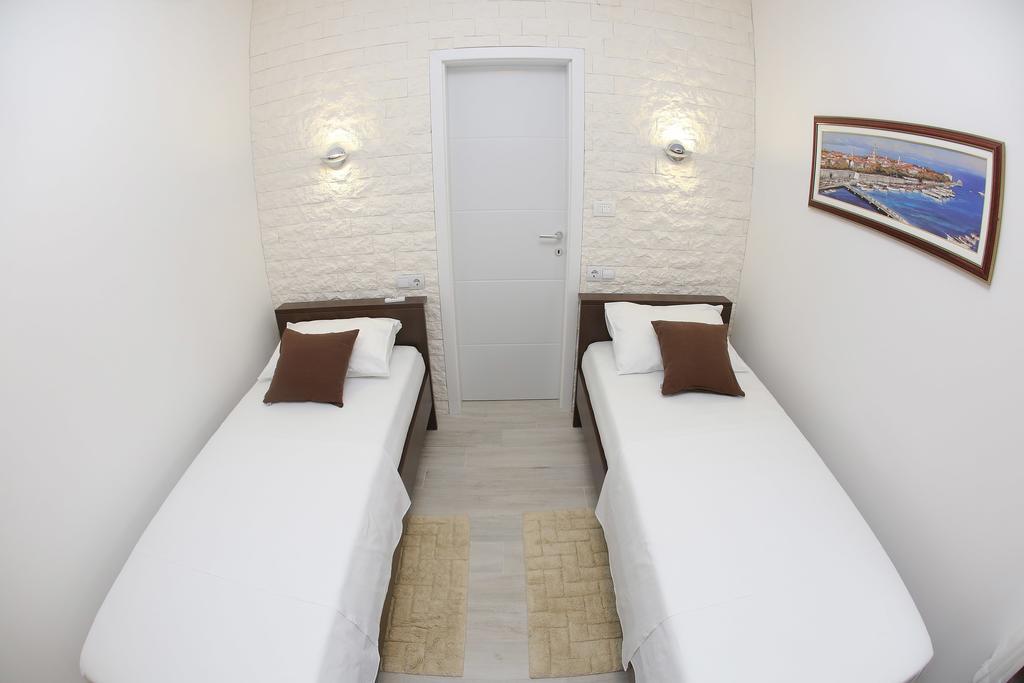Deluxe Mkc Apartments Zadar Exterior foto